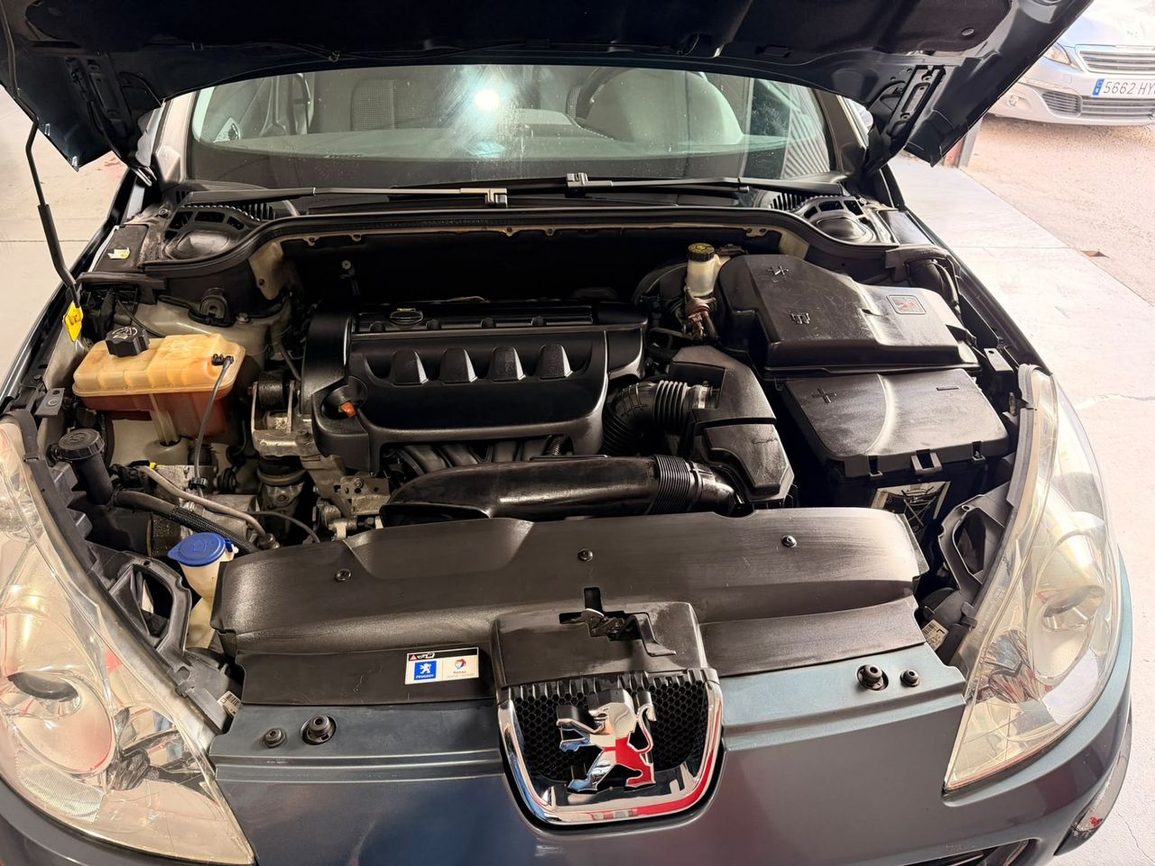 Peugeot 407 Sport 2.0 Peugeot 407 2.0 16V gasolina de 140 CV, berlina amplia - Foto 19