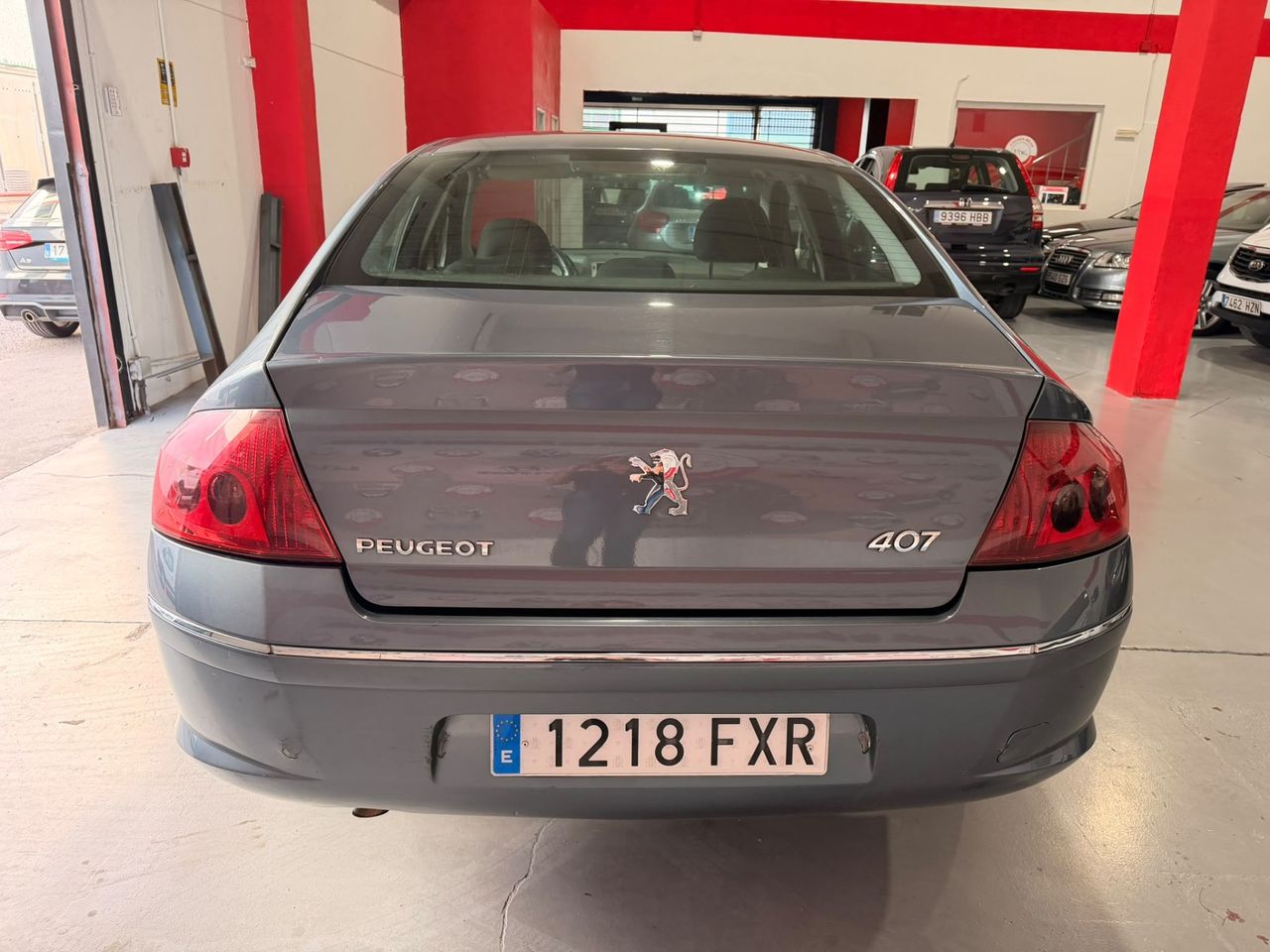 Peugeot 407 Sport 2.0 Peugeot 407 2.0 16V gasolina de 140 CV, berlina amplia - Foto 6