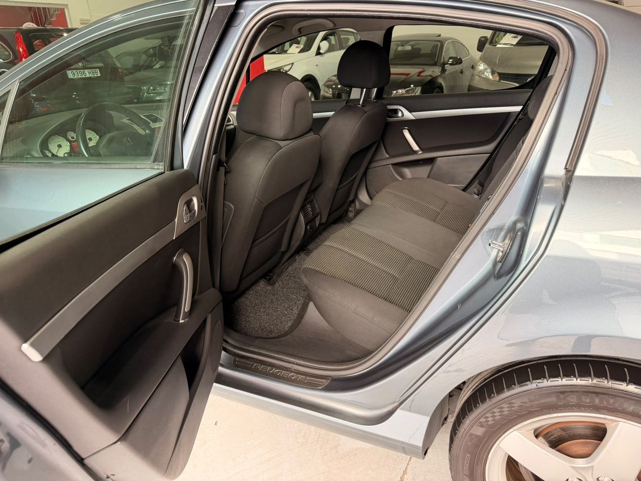 Peugeot 407 Sport 2.0 Peugeot 407 2.0 16V gasolina de 140 CV, berlina amplia - Foto 15