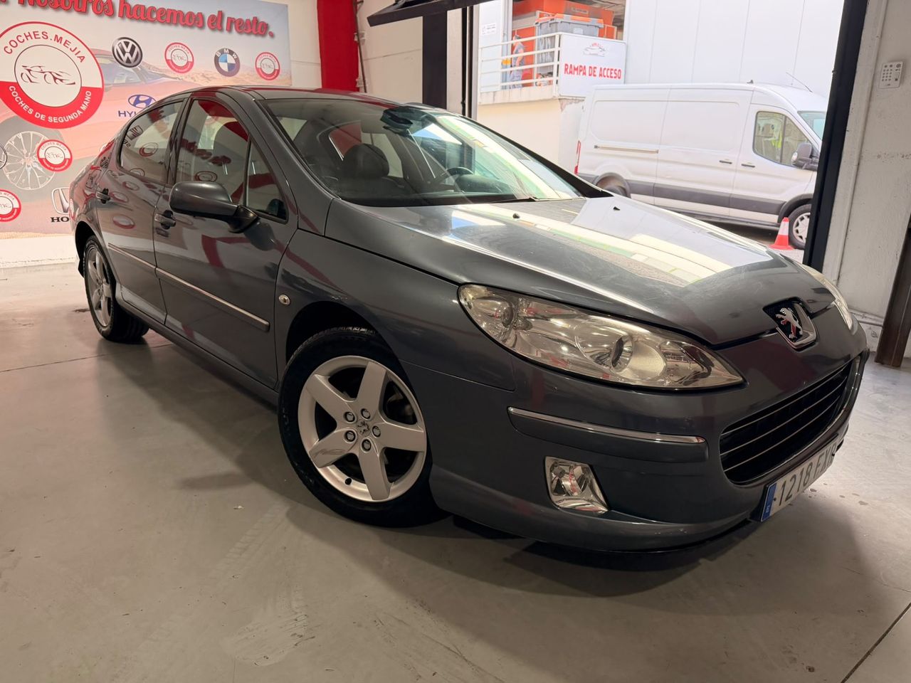 Peugeot 407 Sport 2.0 Peugeot 407 2.0 16V gasolina de 140 CV, berlina amplia - Foto 3