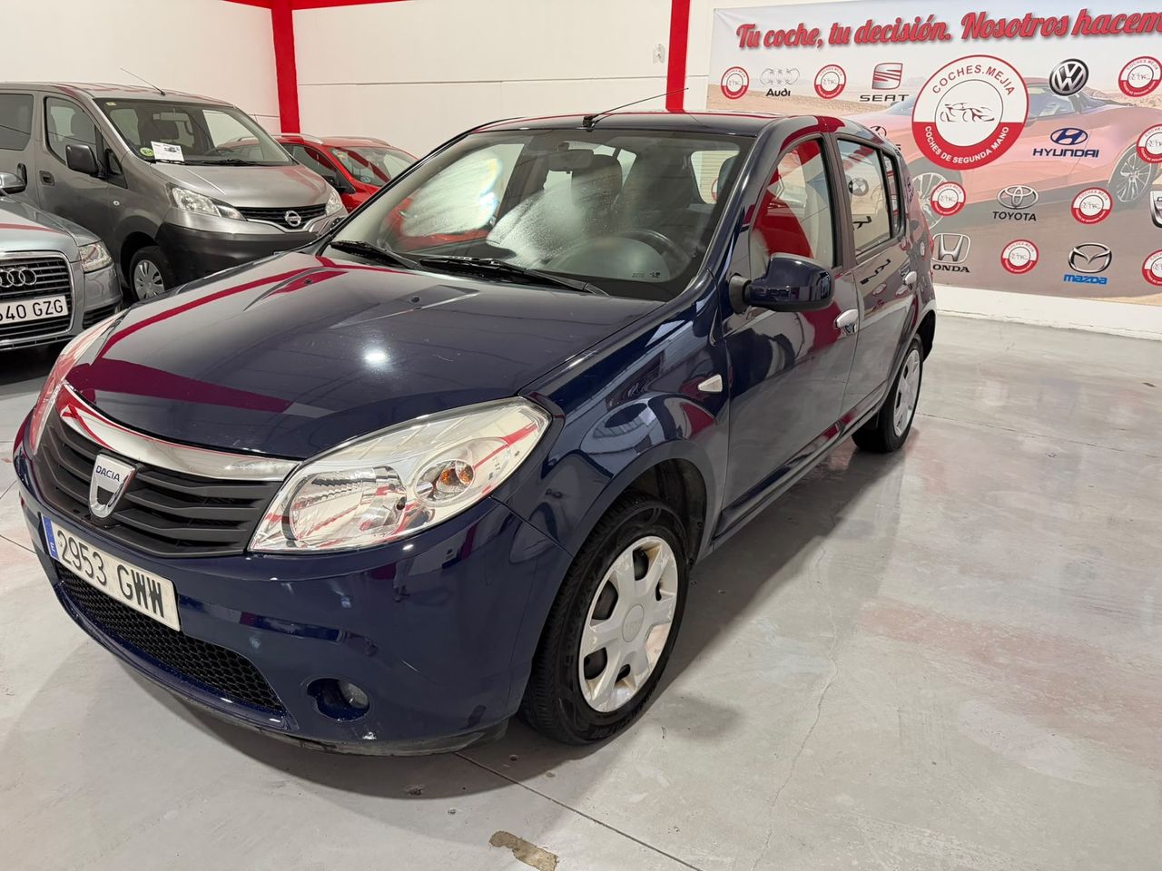 Dacia Sandero Laureate 1.2 16v 75 CV Dacia Sandero 1.2 16V gasolina, compacto, amplio y sencillo de mantener, ideal para ciudad, - Foto 4