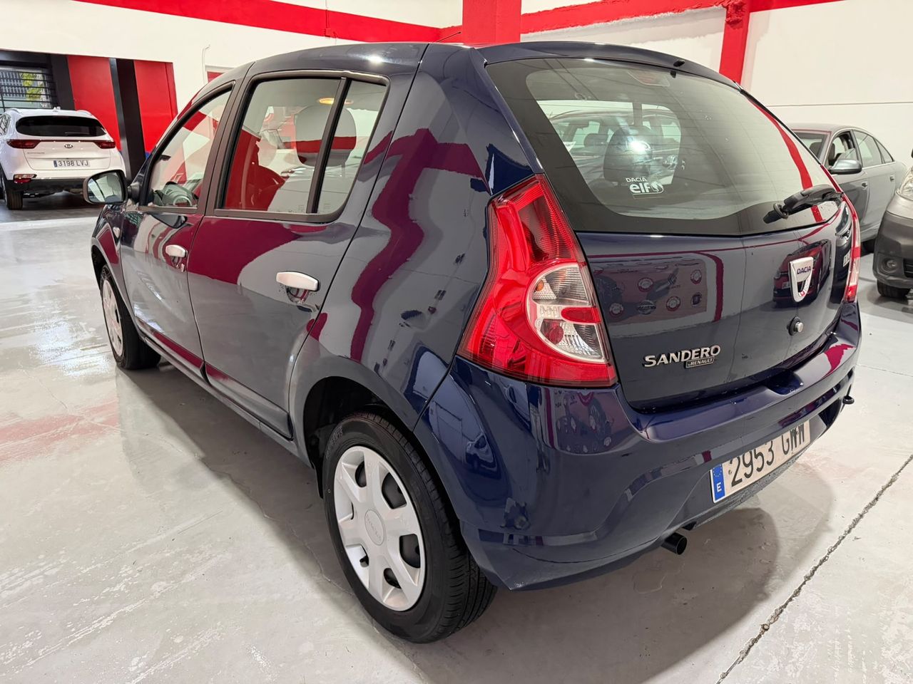 Dacia Sandero Laureate 1.2 16v 75 CV Dacia Sandero 1.2 16V gasolina, compacto, amplio y sencillo de mantener, ideal para ciudad, - Foto 11