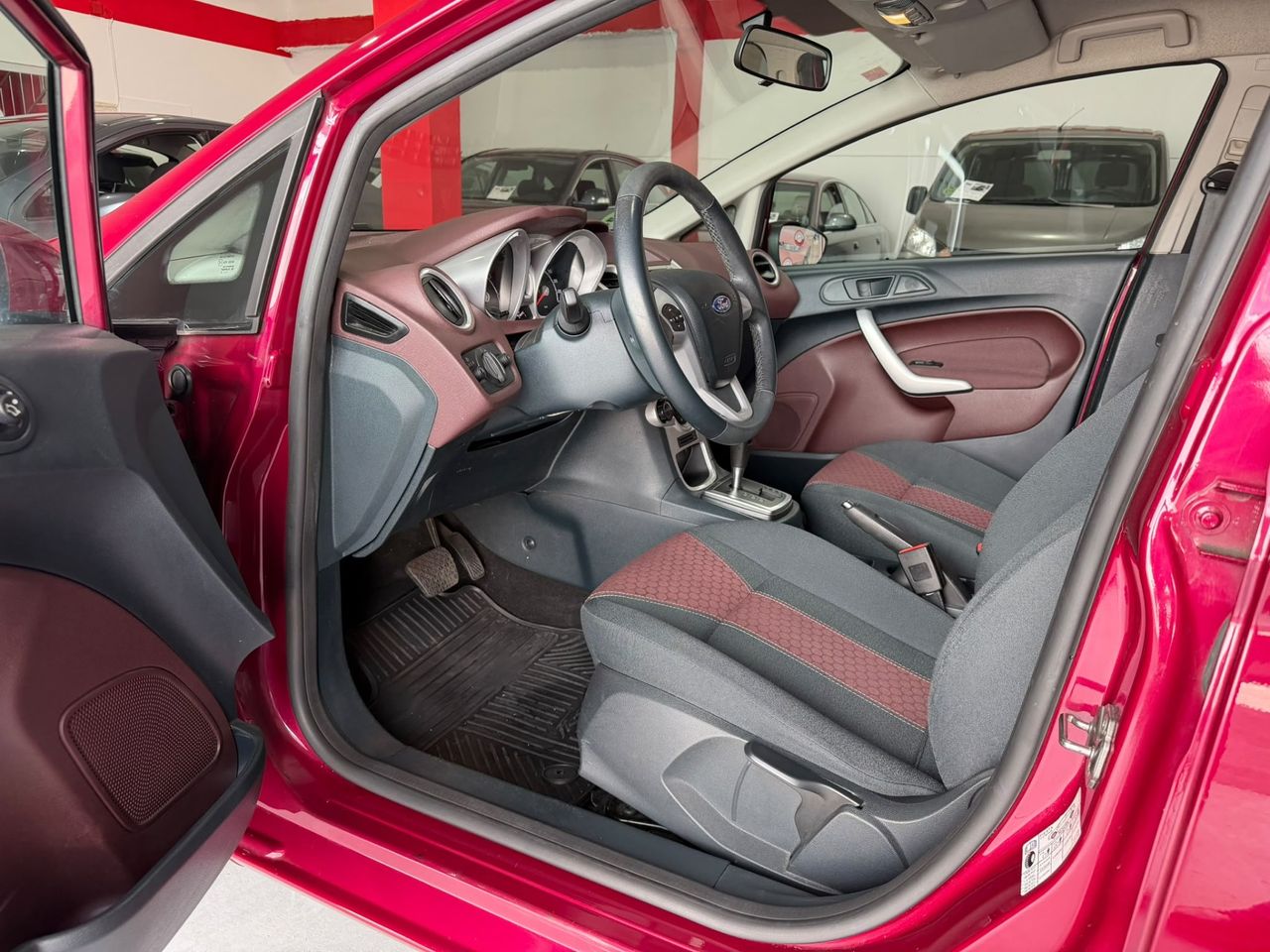 Ford Fiesta 5p Titanium 1.4 Aut. Ford Fiesta 1.4 Titanium automático, - Foto 11