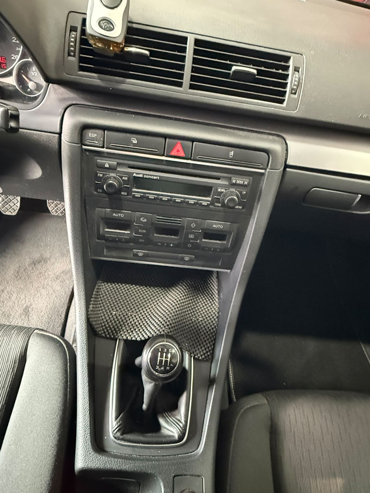 Audi A4 2.0 Audi A4 2.0 gasolina 130 CV - Foto 12