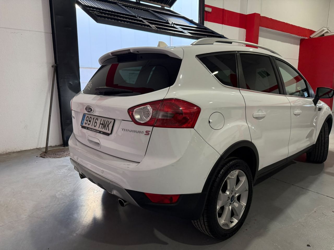 Ford Kuga Titanium S 2.0 TDCi 140 CV 4WD Ford Kuga 2.0 TDCi Titanium S 4WD, SUV diésel de 140 CV, amplio, - Foto 10