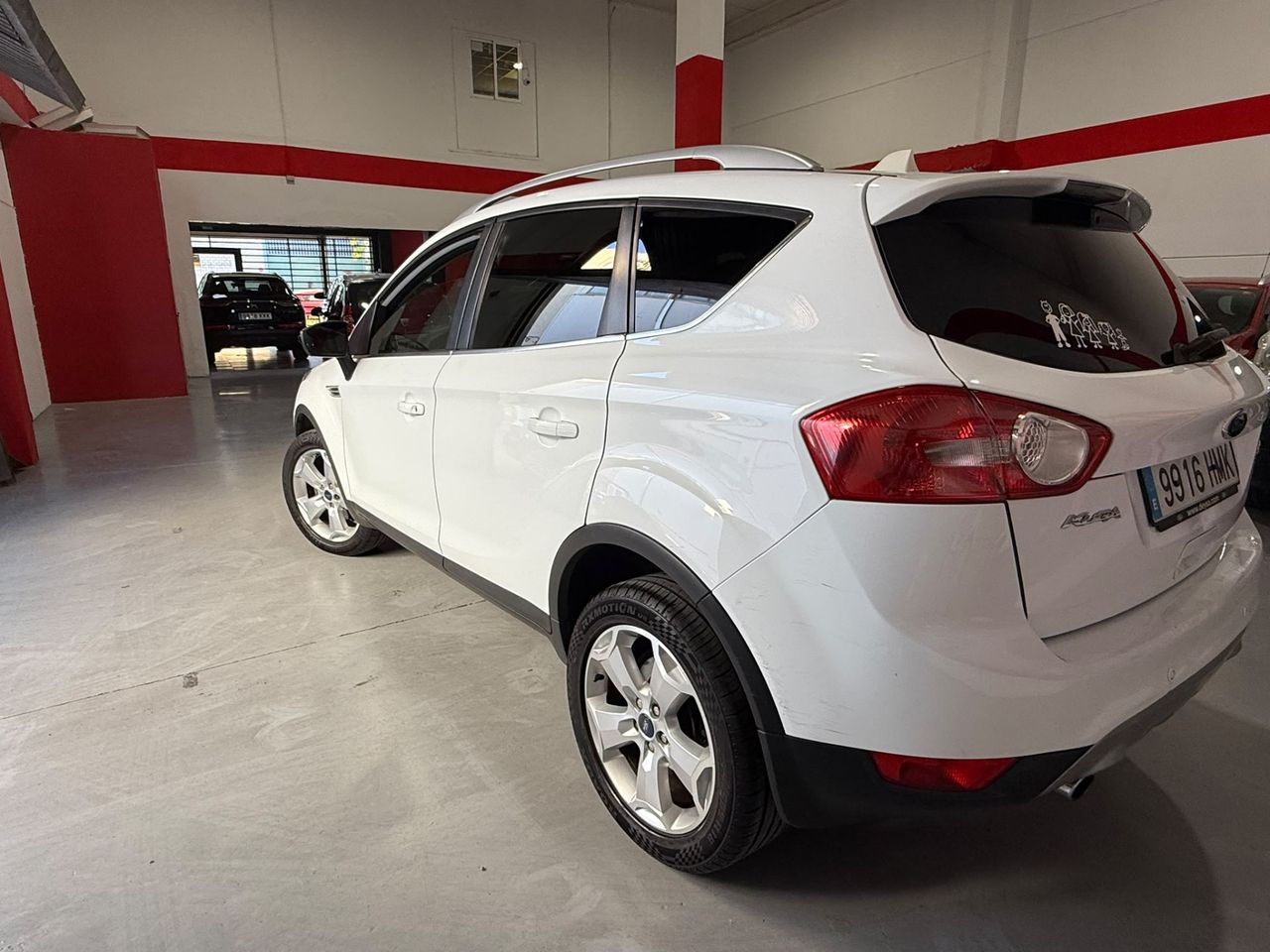 Ford Kuga Titanium S 2.0 TDCi 140 CV 4WD Ford Kuga 2.0 TDCi Titanium S 4WD, SUV diésel de 140 CV, amplio, - Foto 8