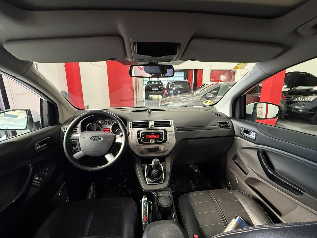 Ford Kuga Titanium S 2.0 TDCi 140 CV 4WD Ford Kuga 2.0 TDCi Titanium S 4WD, SUV diésel de 140 CV, amplio, - Foto 14