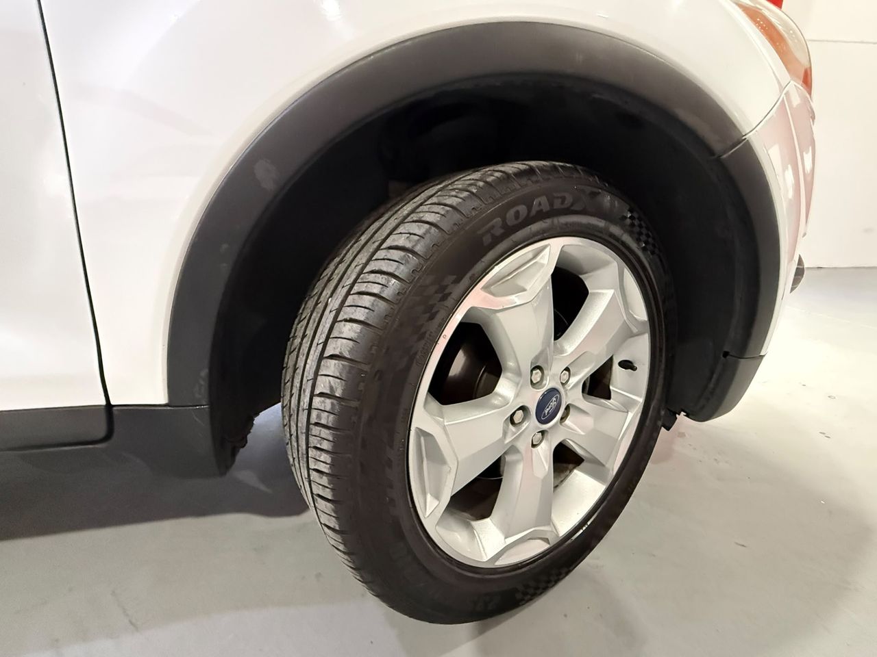 Ford Kuga Titanium S 2.0 TDCi 140 CV 4WD Ford Kuga 2.0 TDCi Titanium S 4WD, SUV diésel de 140 CV, amplio, - Foto 19