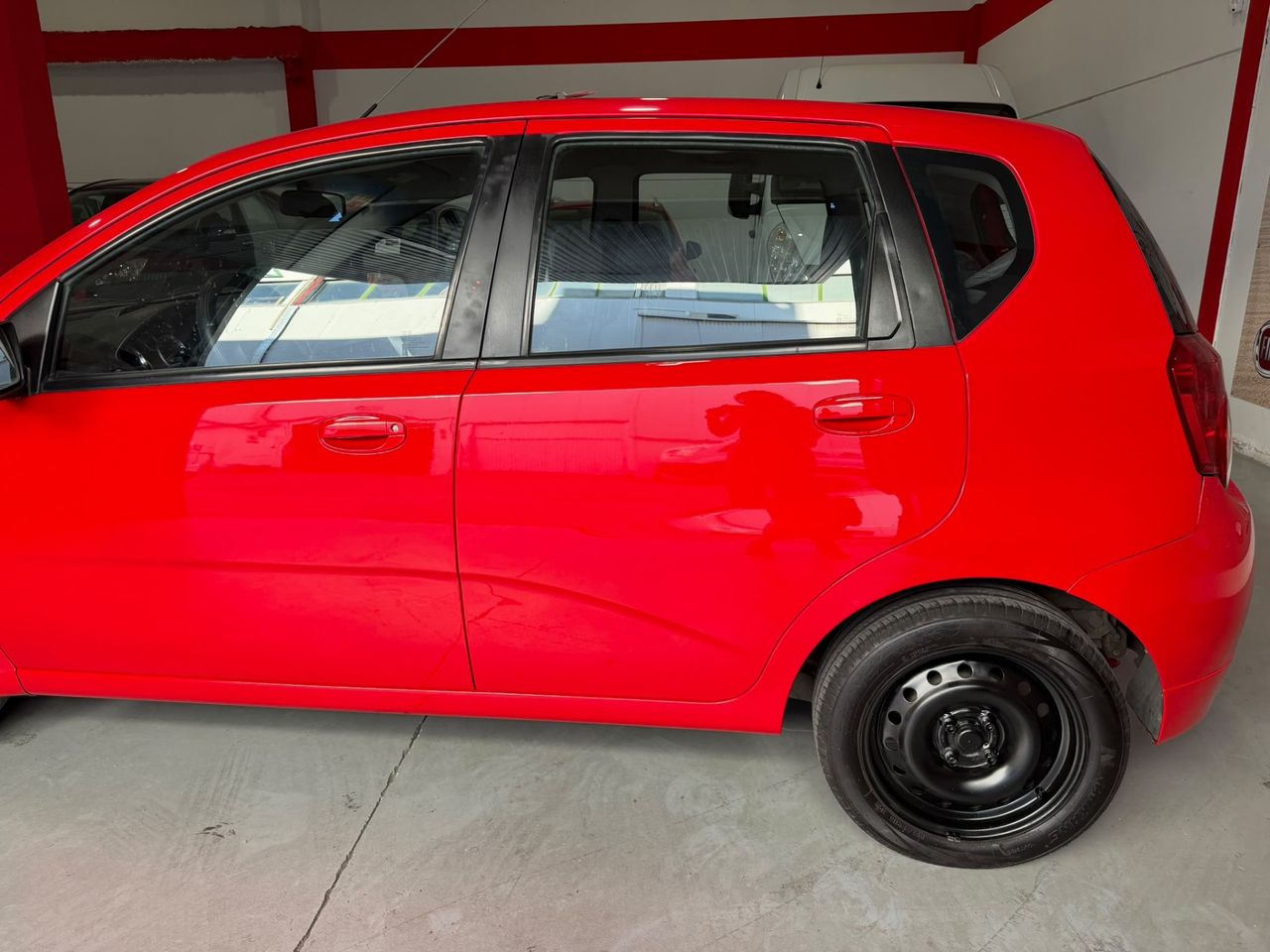 Chevrolet Aveo 5p 1.2 16v LS Chevrolet Aveo 1.2 de 84 CV, - Foto 6