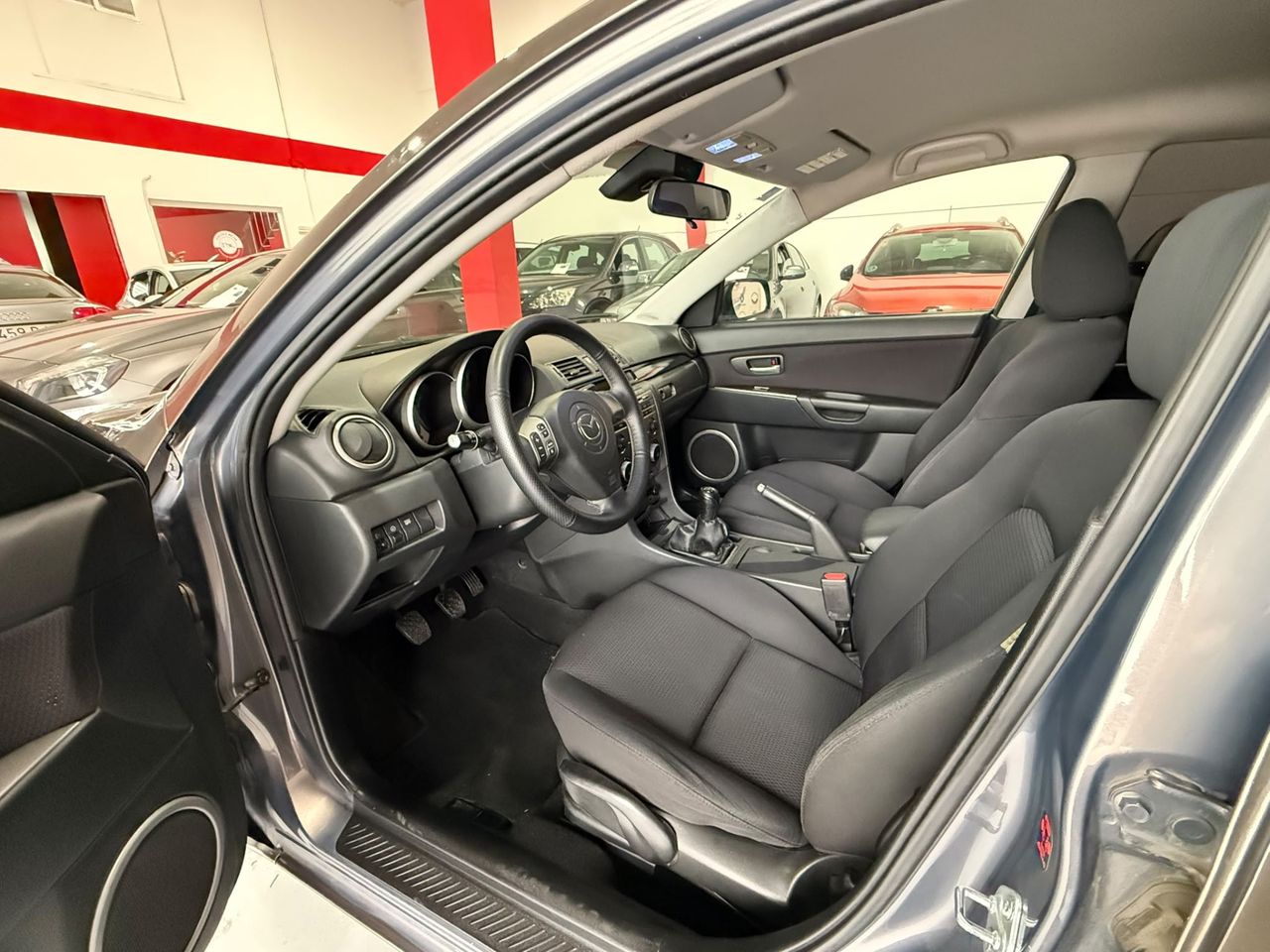 Mazda mazda3 3 5p Active CRTD 109cv MAZDA 3 1.6 CRTD ACTIVE+ 109 CV | Diésel, 5 puertas, año 2006 - Foto 11