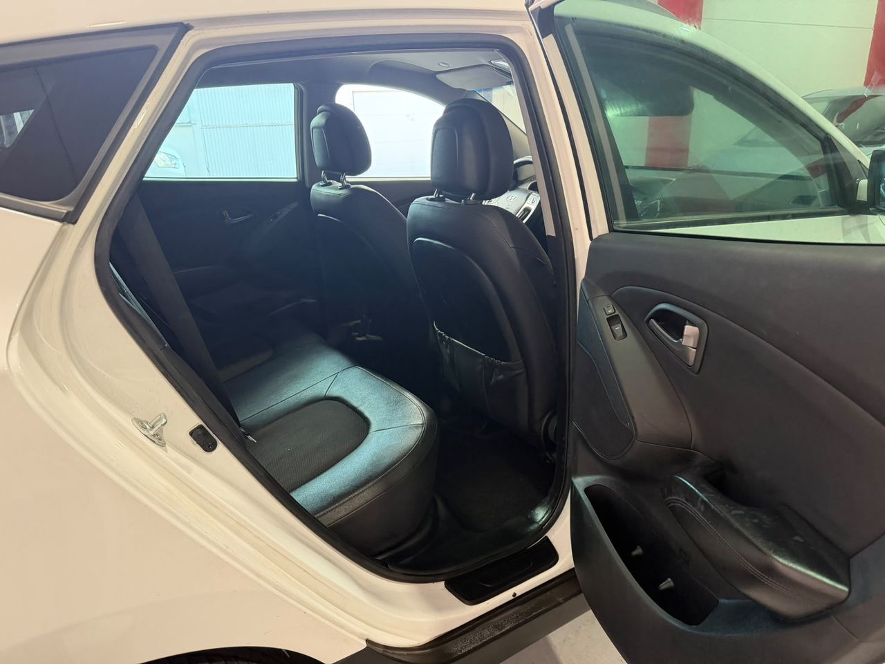 Hyundai Tucson 1.7 CRDi 85 kW Hyundai ix35 1.7 CRDi Tecno 4x2 - Foto 17