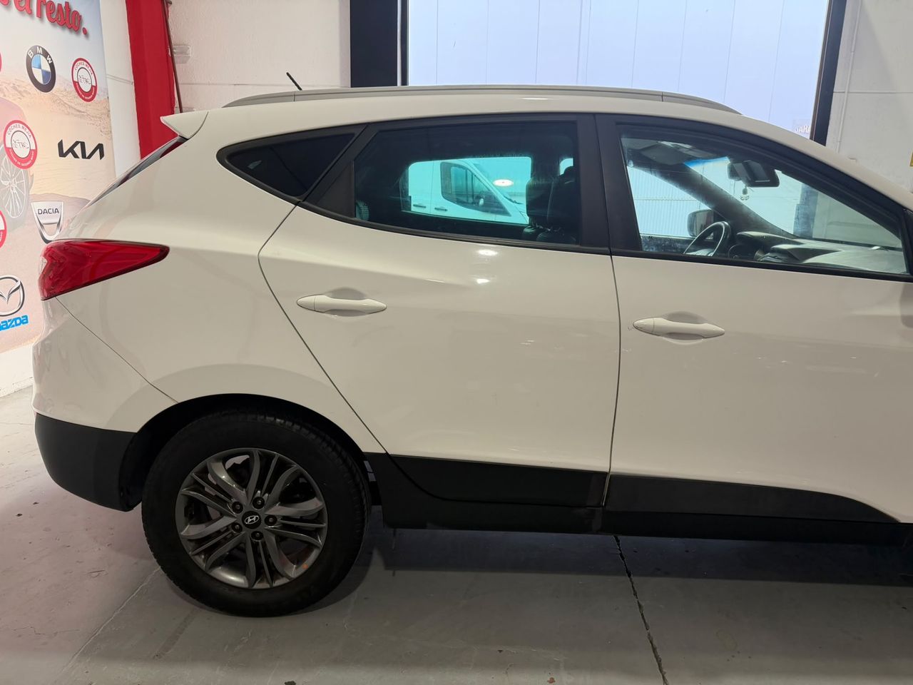 Hyundai Tucson 1.7 CRDi 85 kW Hyundai ix35 1.7 CRDi Tecno 4x2 - Foto 9