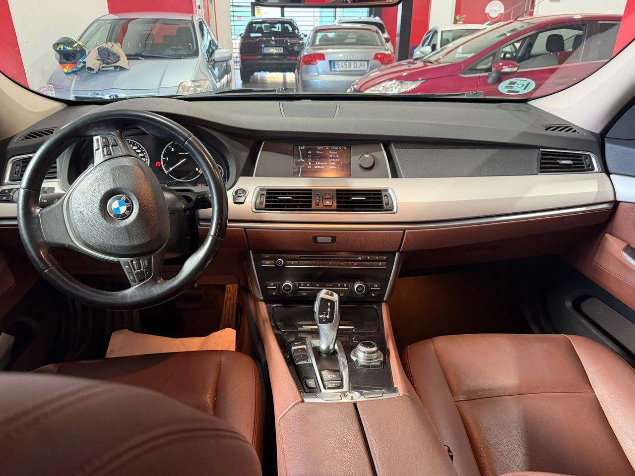 BMW Serie 5 520d Gran Turismo BMW SERIE 5 GRAN TURISMO 520d AUTOMÁTICO – 184 CV - Foto 13