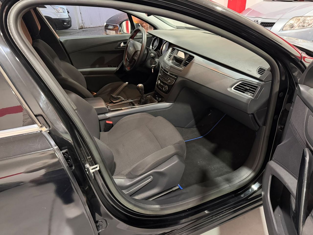 Peugeot 508 4p Active 2.0 HDi 140 Peugeot 508 Active 2.0 HDi de 140 CV - Foto 14