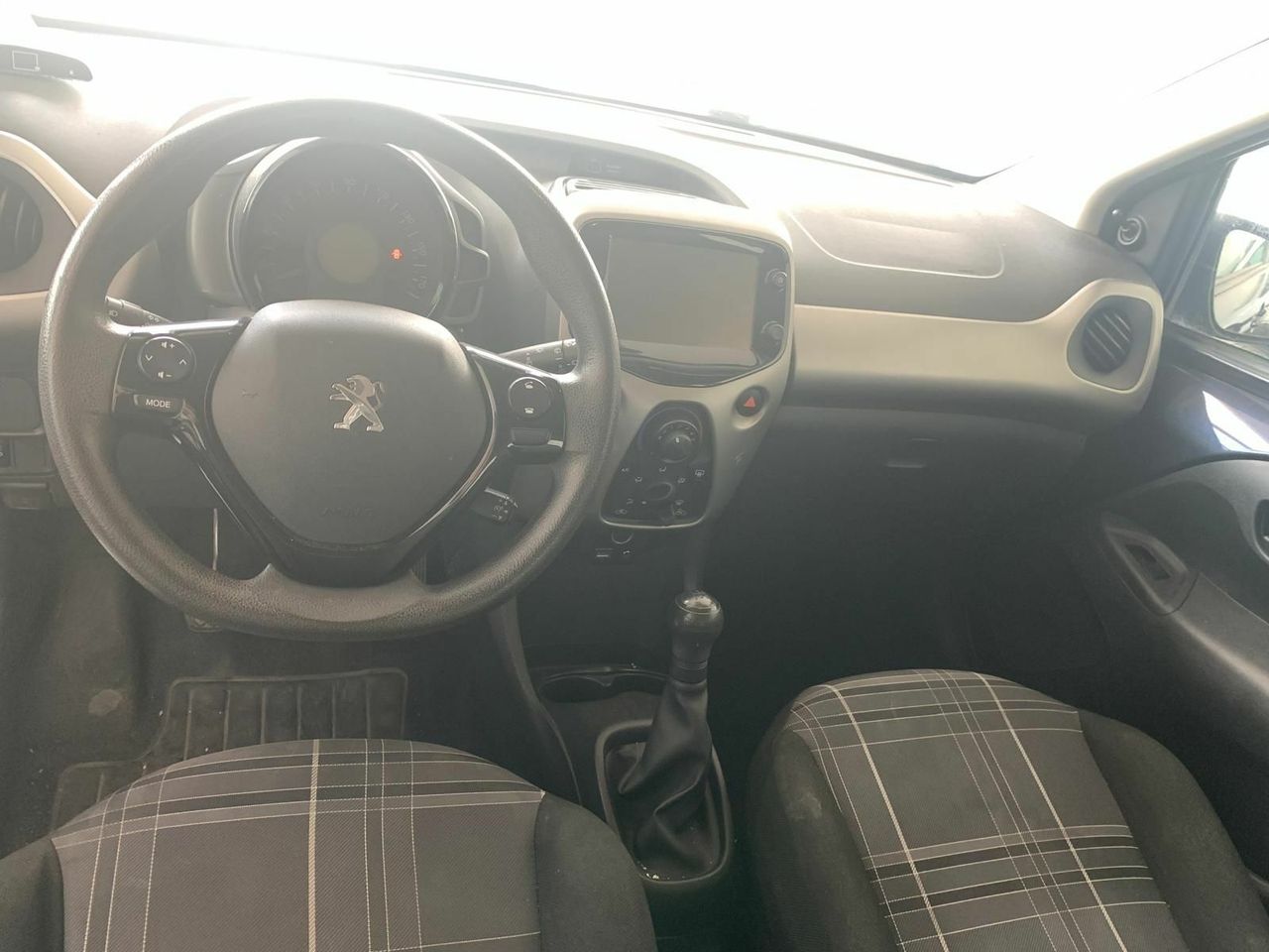 Peugeot 108 5p Active 1.2 PureTech 82 - Foto 2