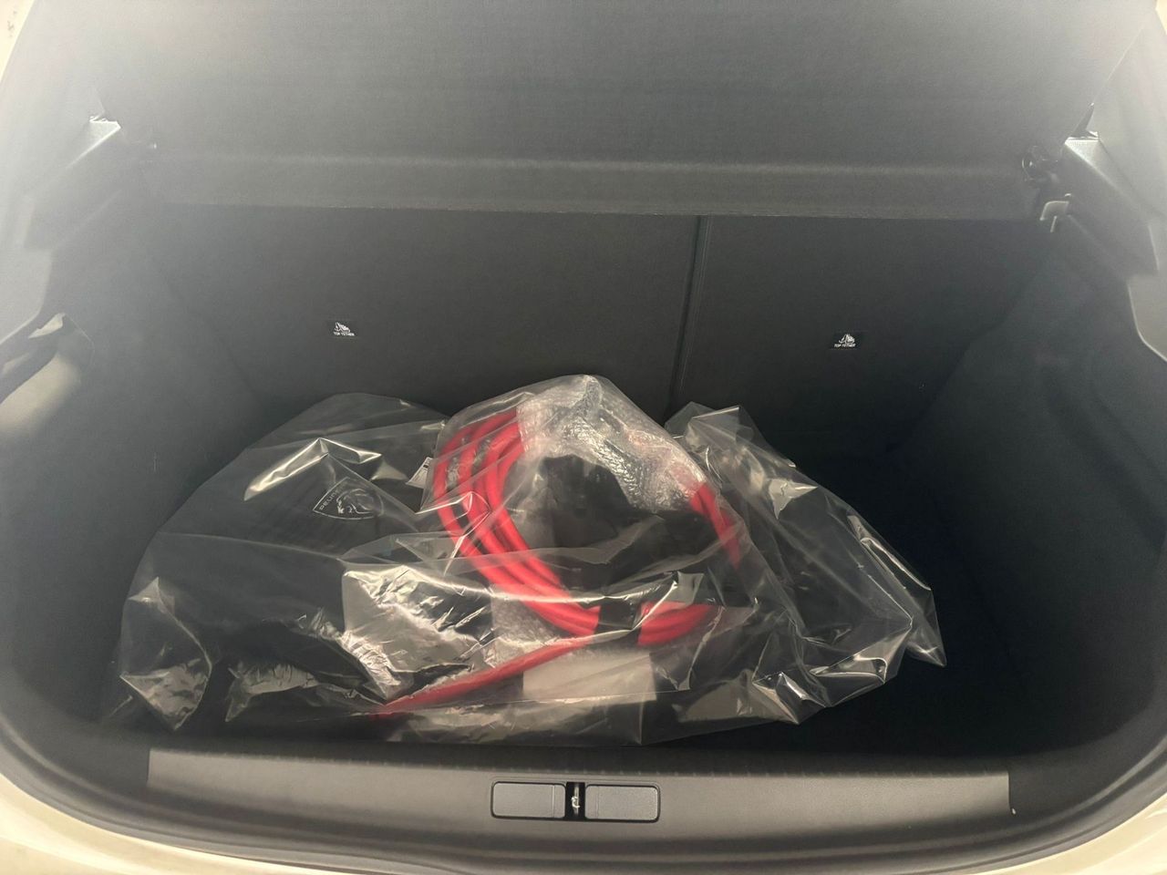 Peugeot 208 E- Allure Eléctrico 100 kW (136 CV) - Foto 2