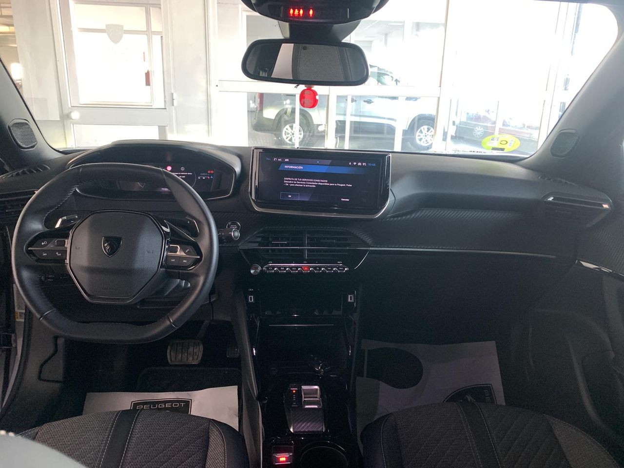 Peugeot 2008 Allure PureTech 130 EAT8 - Foto 2