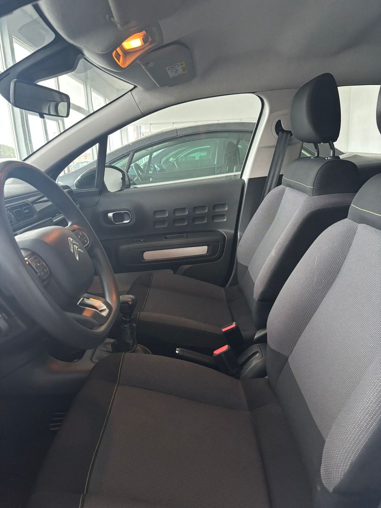 Citroën C3 BlueHDi 100 S&S Feel - Foto 2