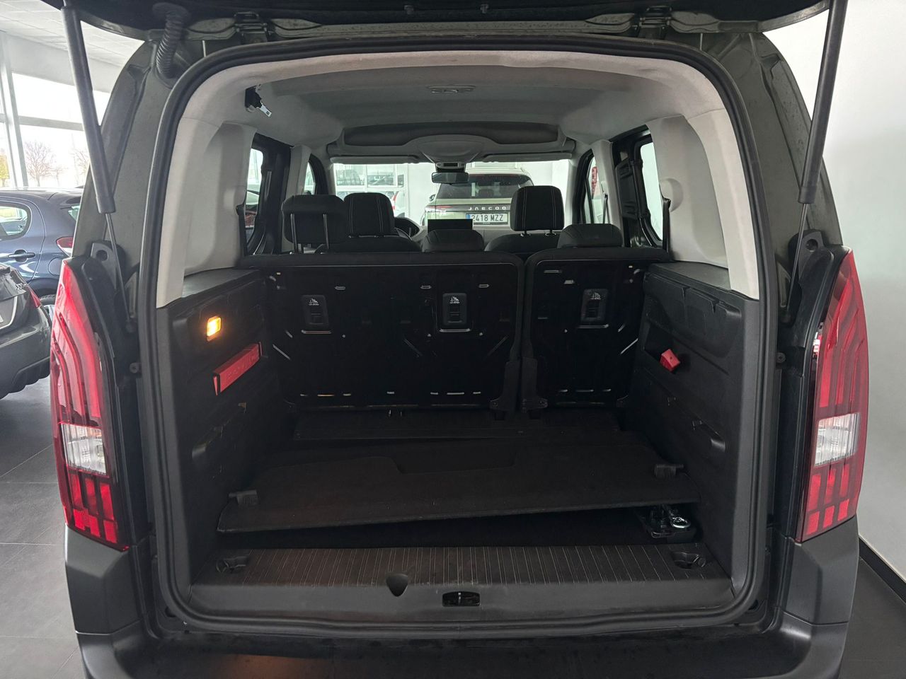 Peugeot Rifter ALLURE BLUEHDI 100S&S - Foto 2