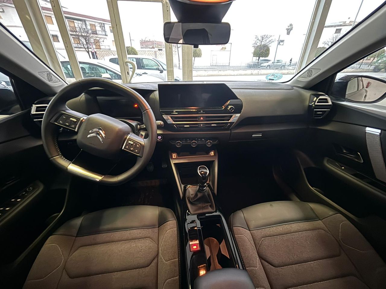 Citroën C4 PureTech 130 Plus - Foto 2