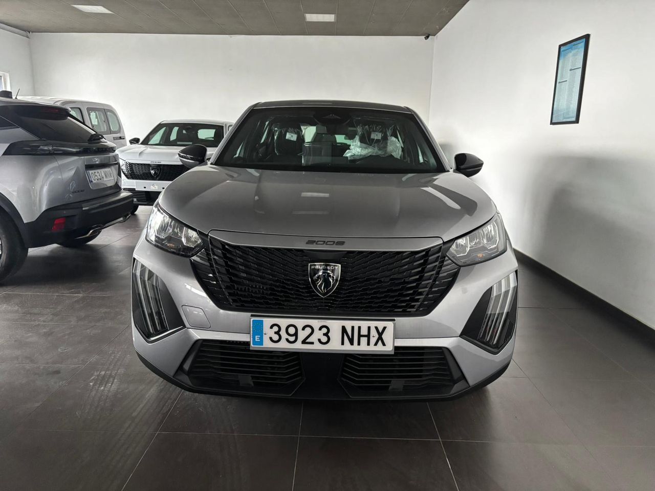 Peugeot 2008 Style Hybrid 136 e-DCS6 - Foto 2