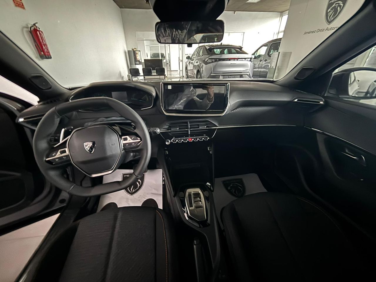 Peugeot 2008 Style Hybrid 136 e-DCS6 - Foto 2