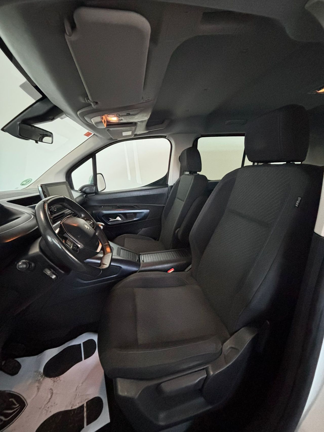 Peugeot Rifter Allure Standard BlueHDi 130 - Foto 2