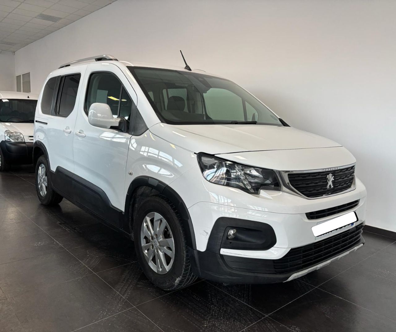 Peugeot Rifter Allure Standard BlueHDi 130 - Foto 2