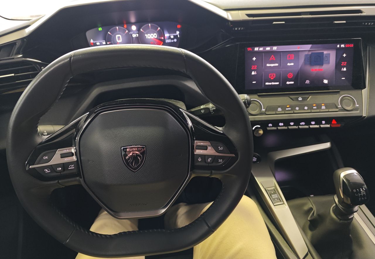 Peugeot 308 5p Active Pack Puretech 110 - Foto 2