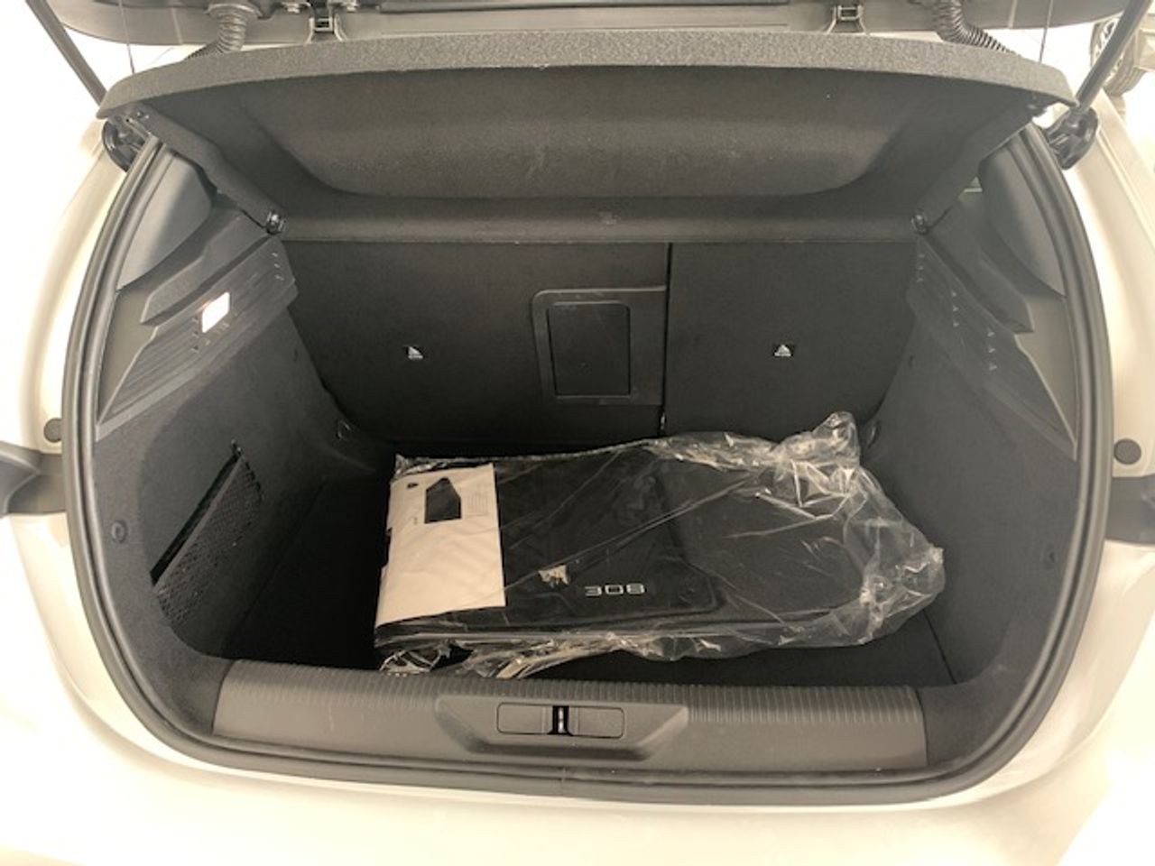 Peugeot 308 5p Allure Hybrid 136 e-DCS6 - Foto 2