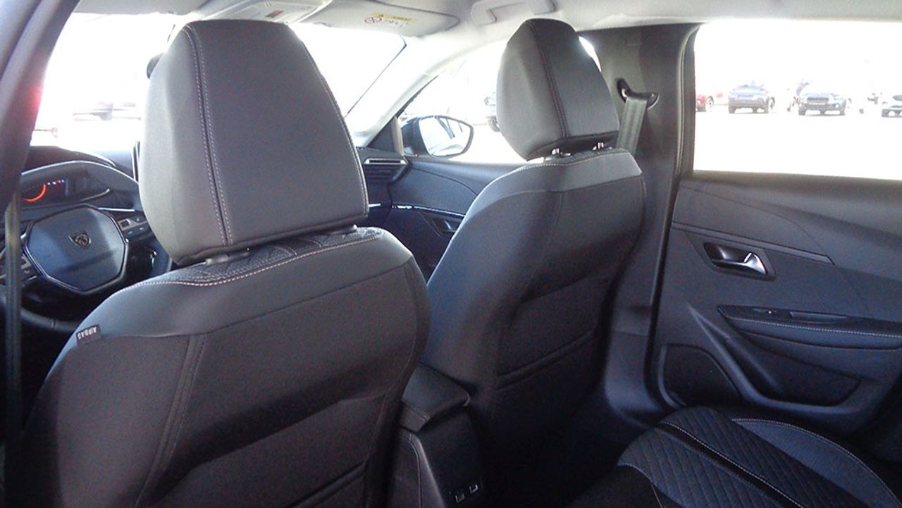 Peugeot 208 Allure Hybrid 110 e-DCS6 - Foto 2