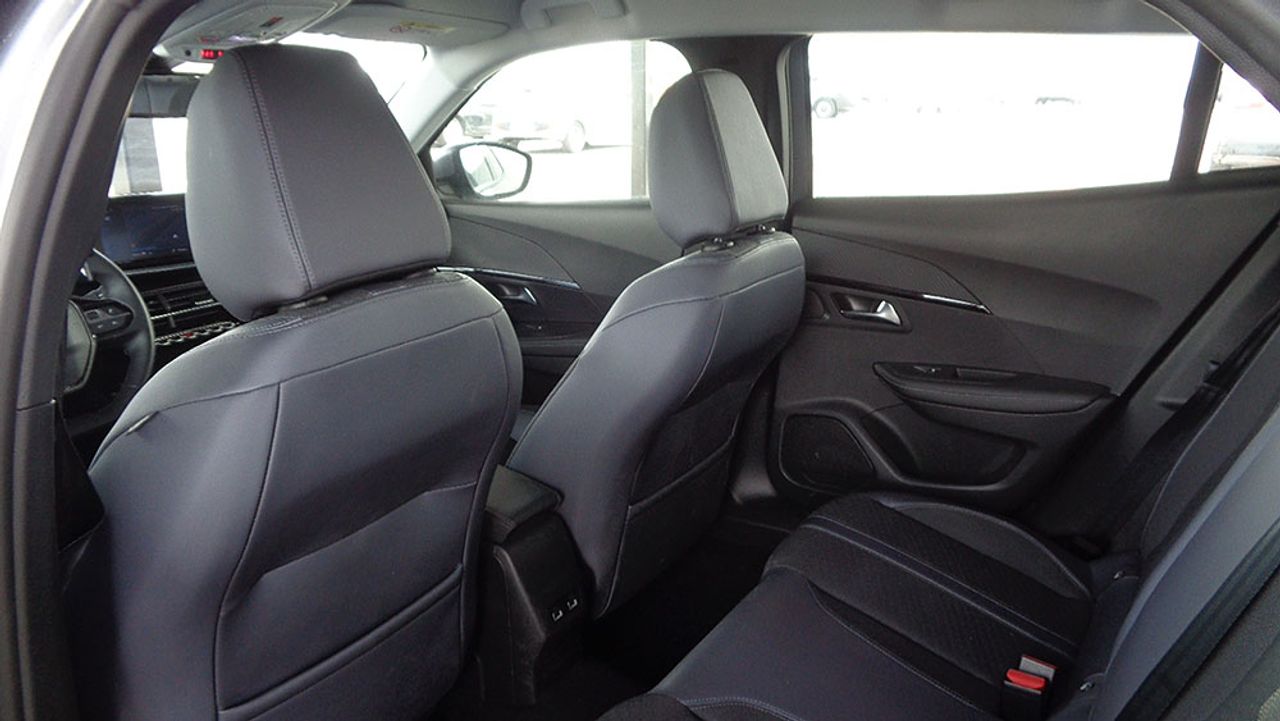 Peugeot 2008 Allure Gasolina 100 - Foto 2