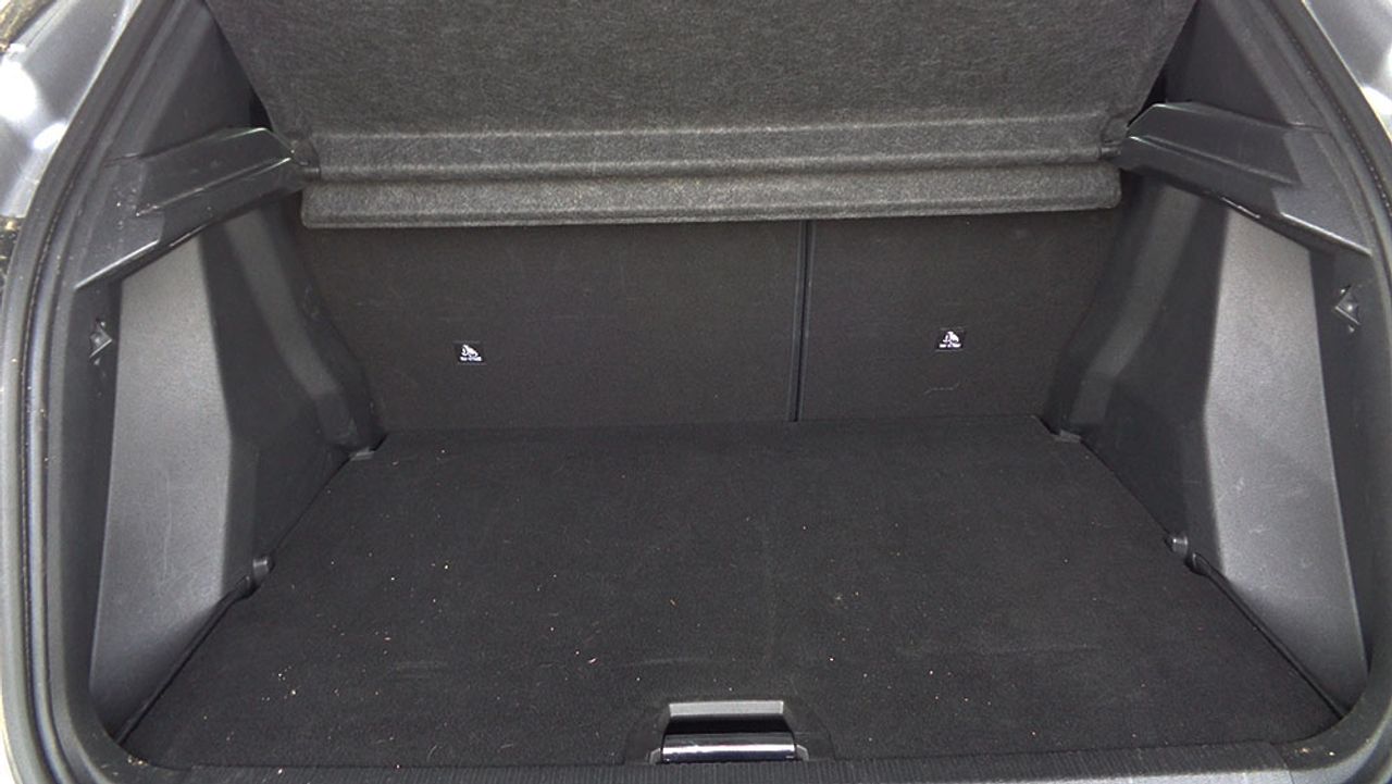 Peugeot 2008 Allure Gasolina 100 - Foto 2