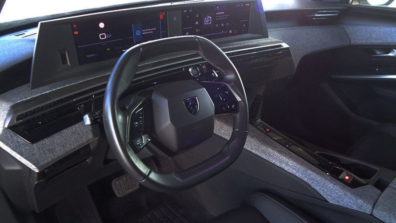 Peugeot 3008 Hybrid 3008 Allure Hybrid 145 e-DCS6 - Foto 2