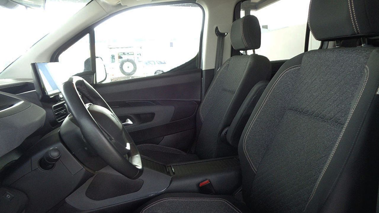 Peugeot Rifter Standard Allure BlueHDi 100 - Foto 2