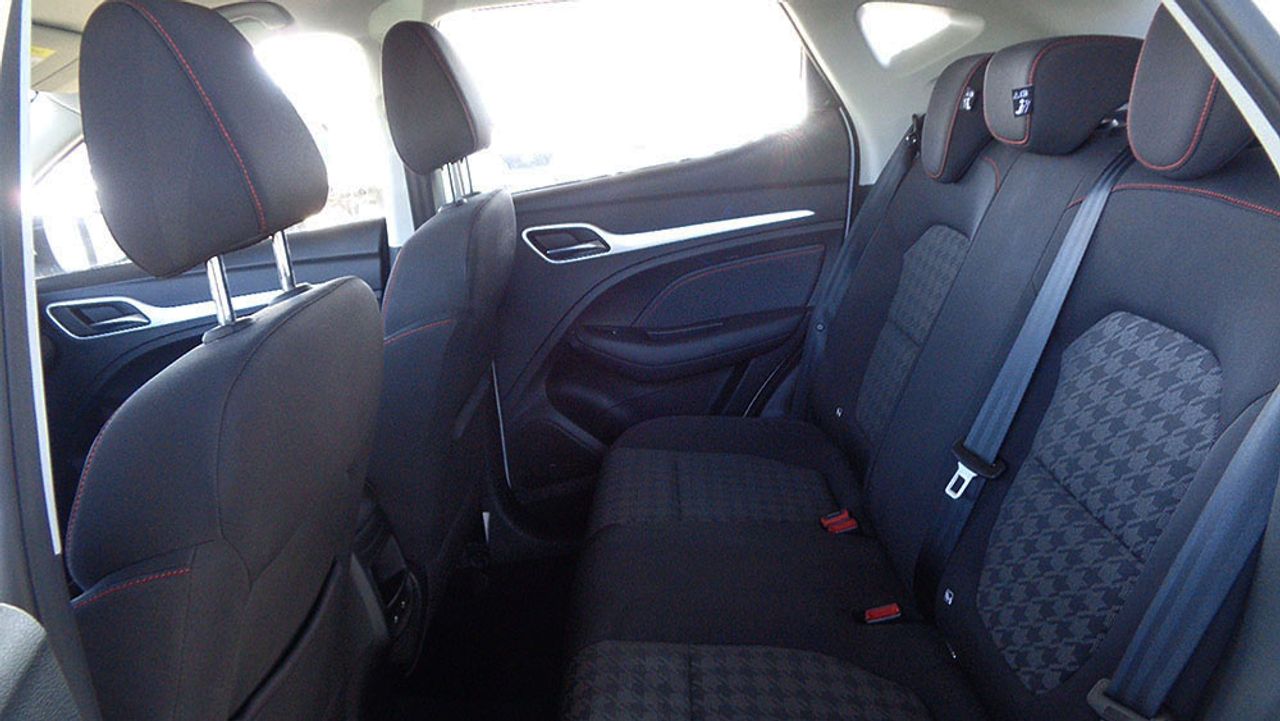 MG ZS 1.5 VTi-Tech Comfort 106CV - Foto 2