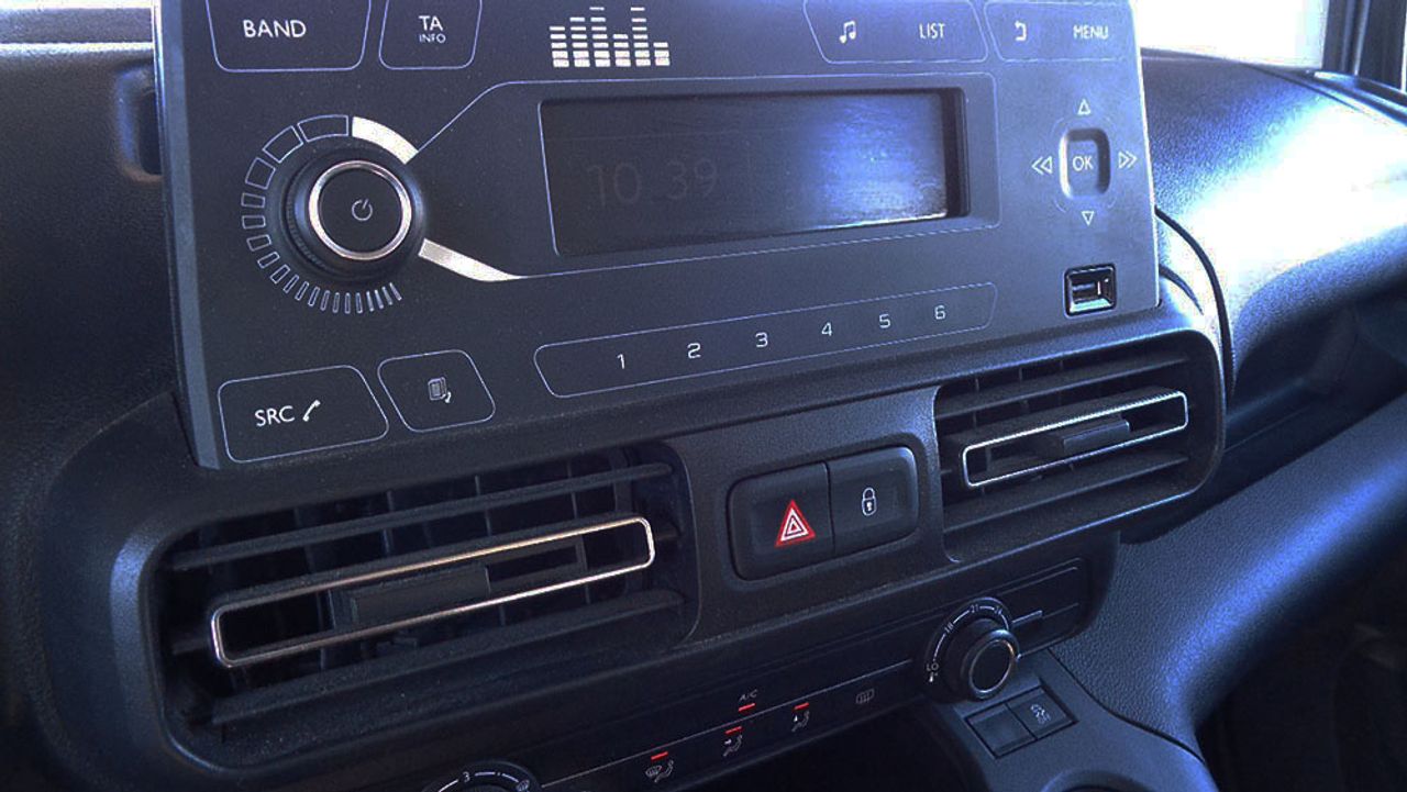 Citroën Berlingo XL BlueHDI 100 S&S Live Pack - Foto 2