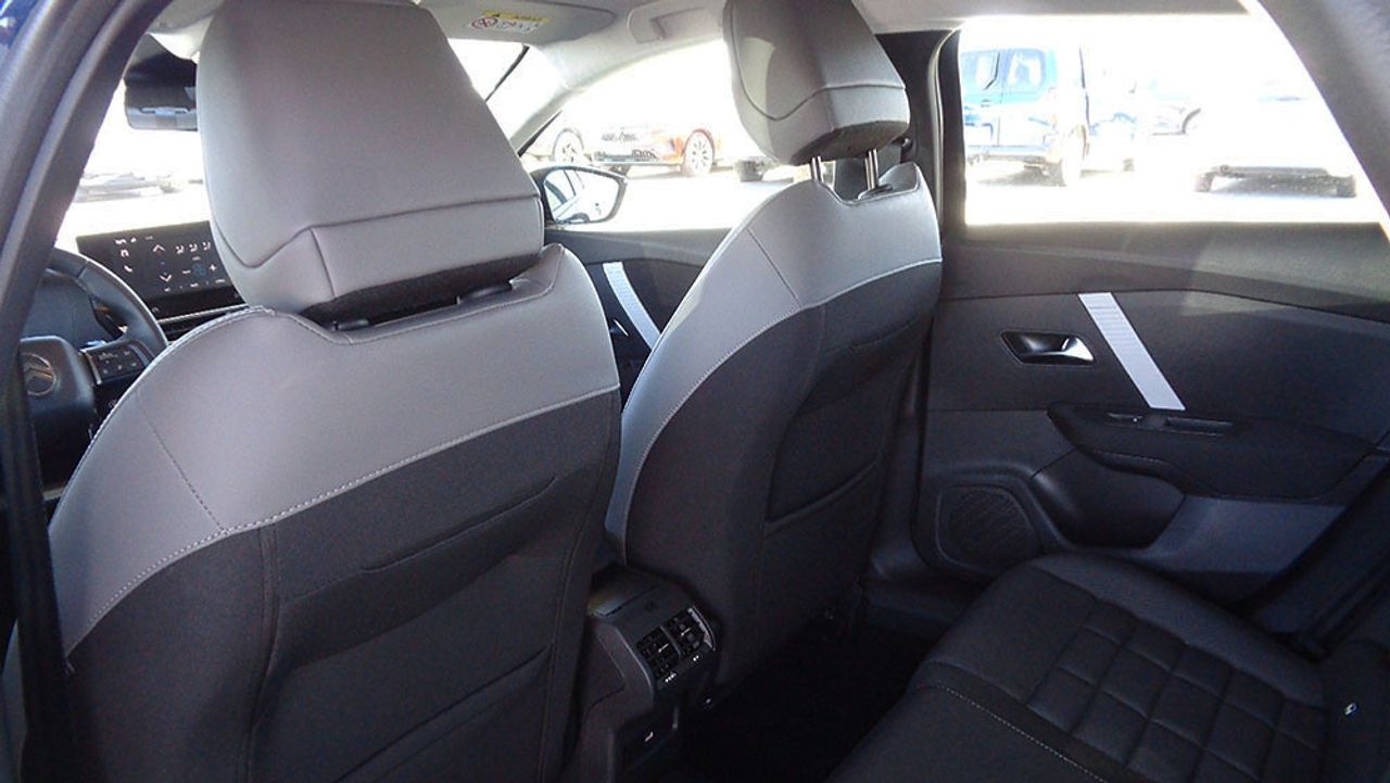 Citroën C4 X Hybrid 145 ë-DSC6 PLUS - Foto 2