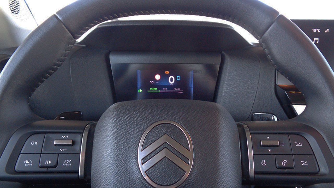 Citroën C4 X Hybrid 145 ë-DSC6 PLUS - Foto 2