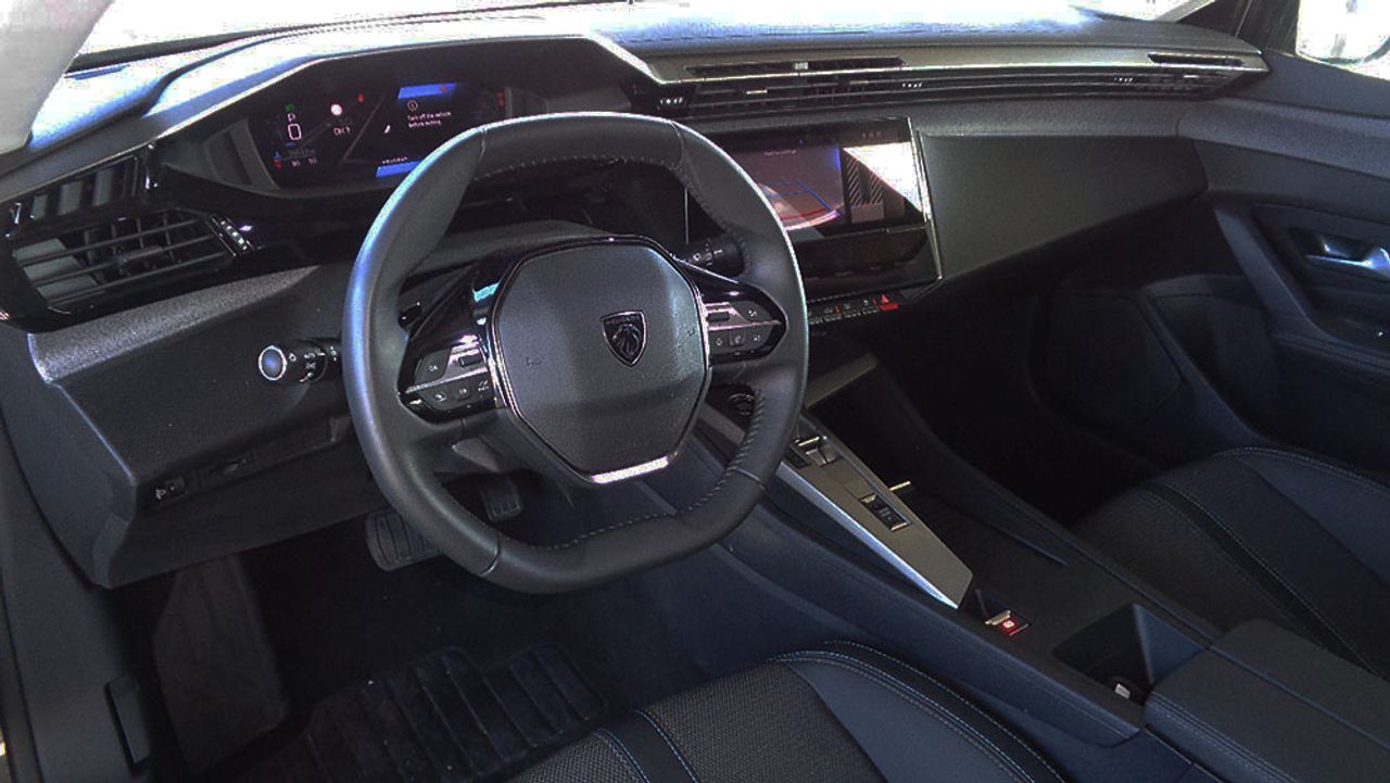 Peugeot 408 Allure Hybrid 136 e-DCS6 - Foto 2