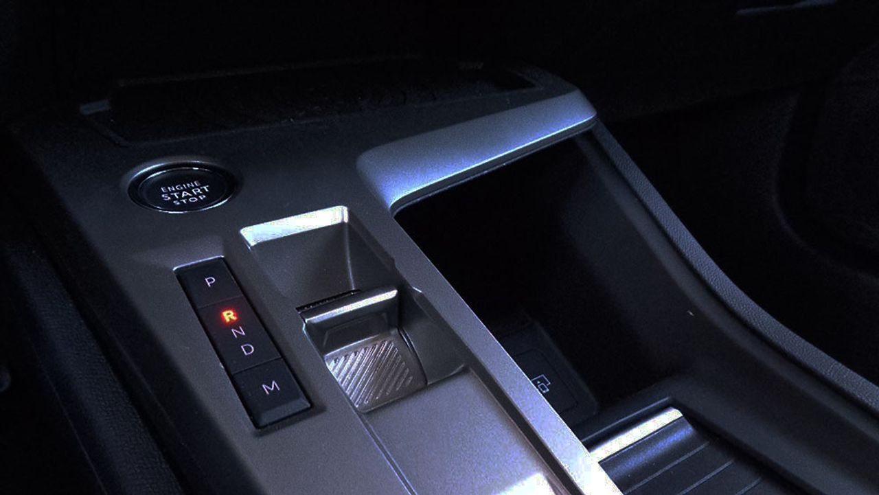 Peugeot 408 Allure Hybrid 136 e-DCS6 - Foto 2