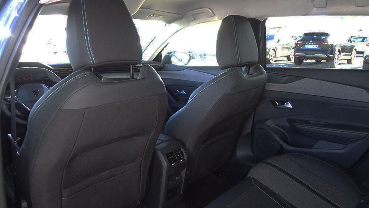 Peugeot 408 Allure Hybrid 136 e-DCS6 - Foto 2