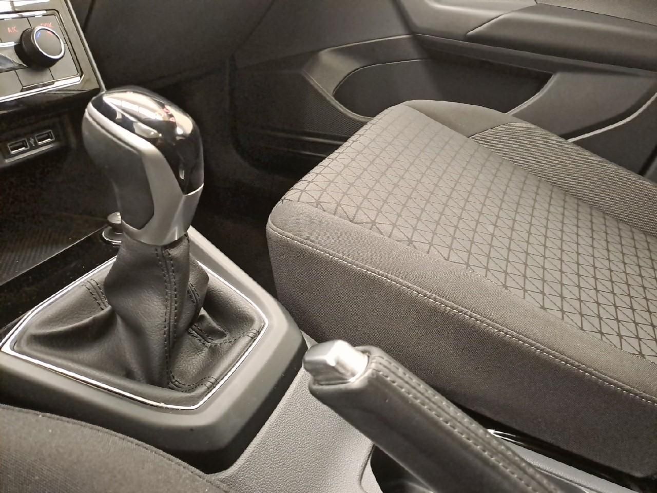 Volkswagen T-Cross Advance 1.0 TSI 115CV - Foto 2