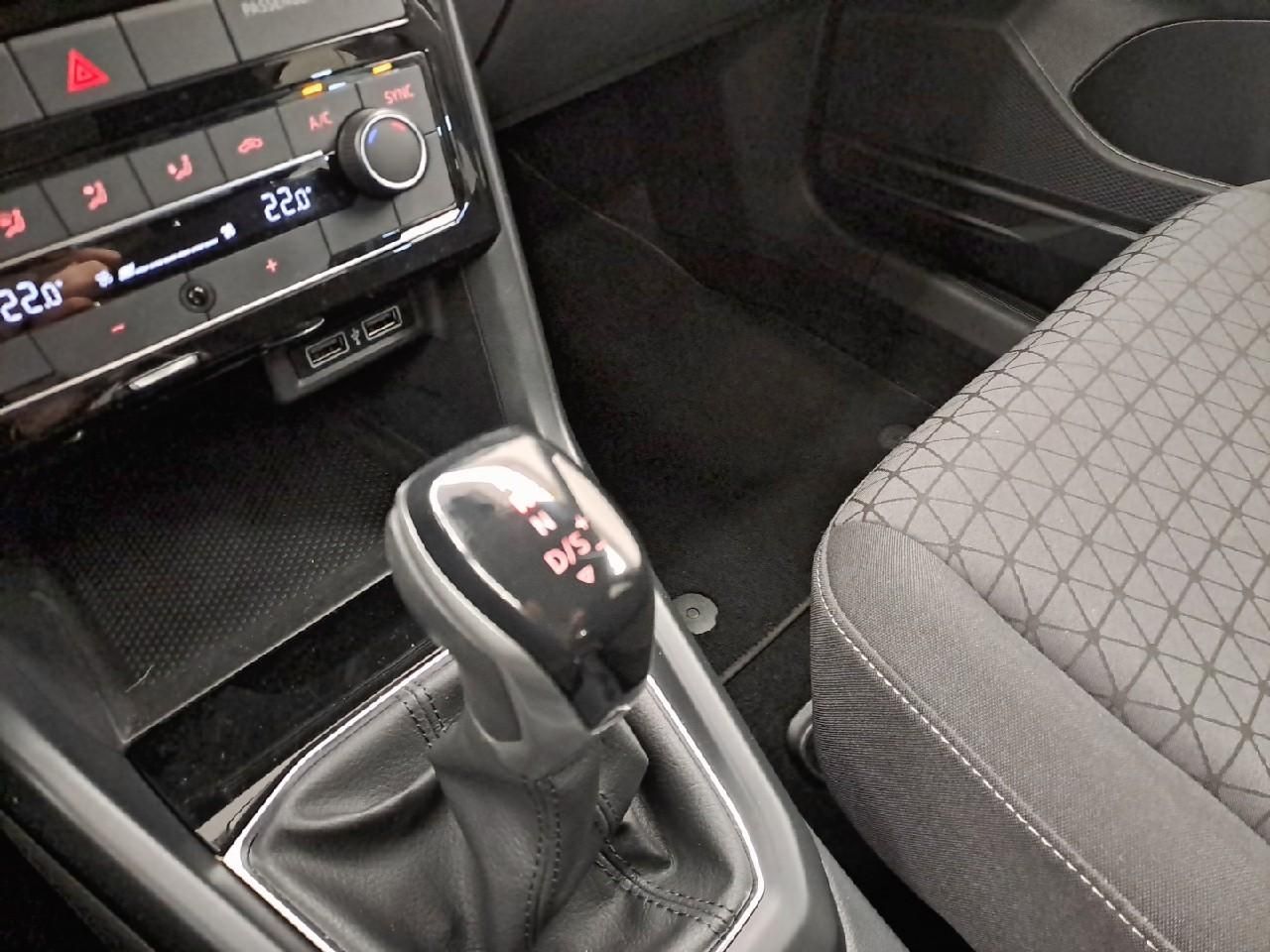 Volkswagen T-Cross Advance 1.0 TSI 115CV - Foto 2