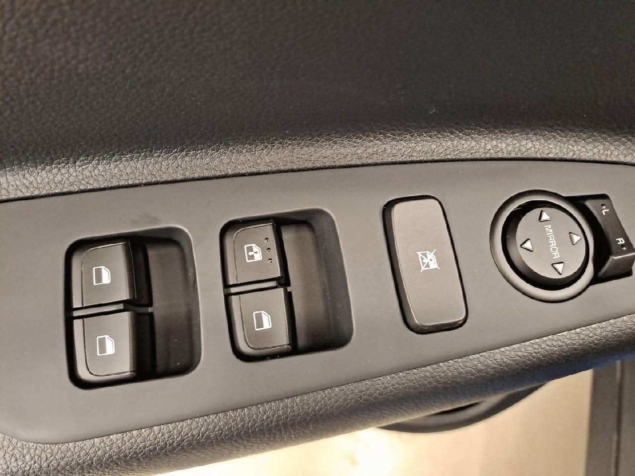 Kia Stonic Concept 1.2 DPi 79CV - Foto 2