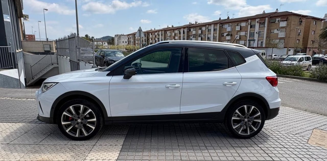 Seat Arona 1.5 TSI 110kW (150CV) DSG FR Limited Ed - Foto 2