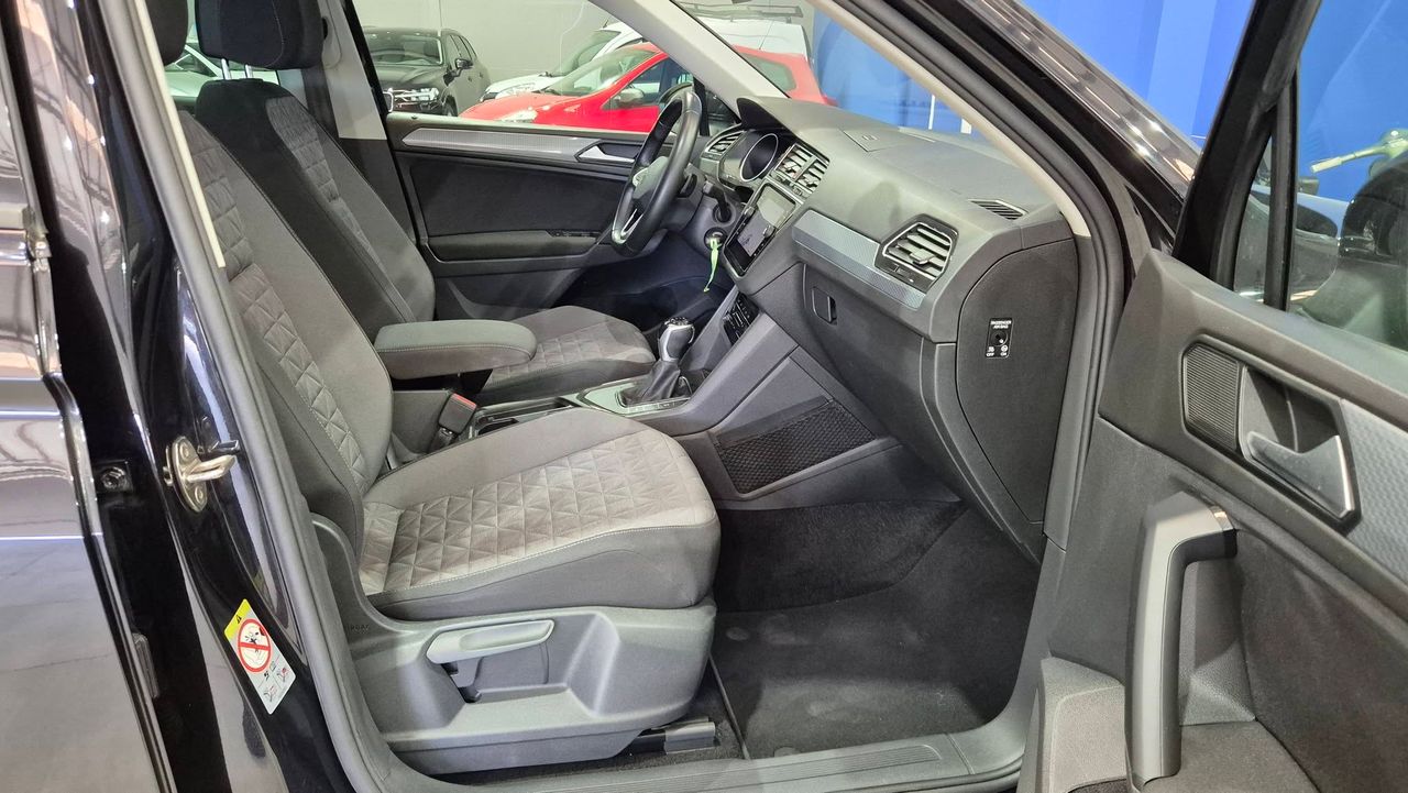 Volkswagen Tiguan Life 2.0 TDI DSG 150CV - Foto 2