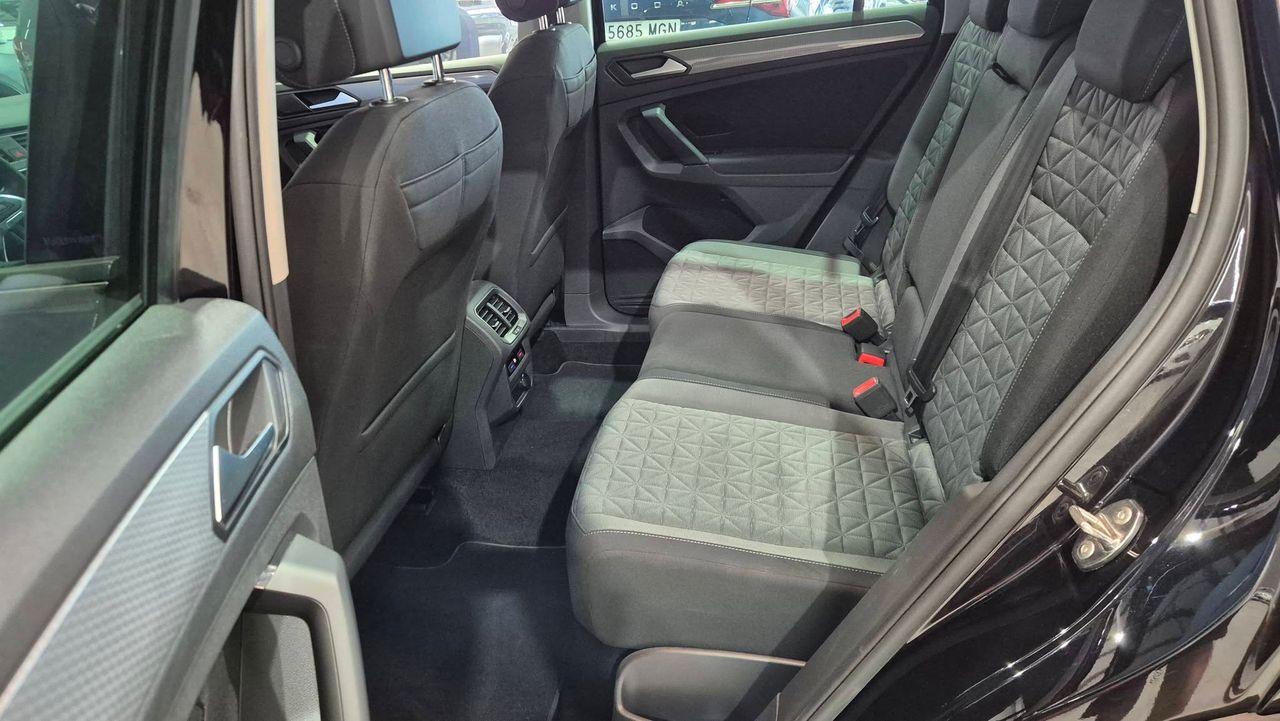 Volkswagen Tiguan Life 2.0 TDI DSG 150CV - Foto 2