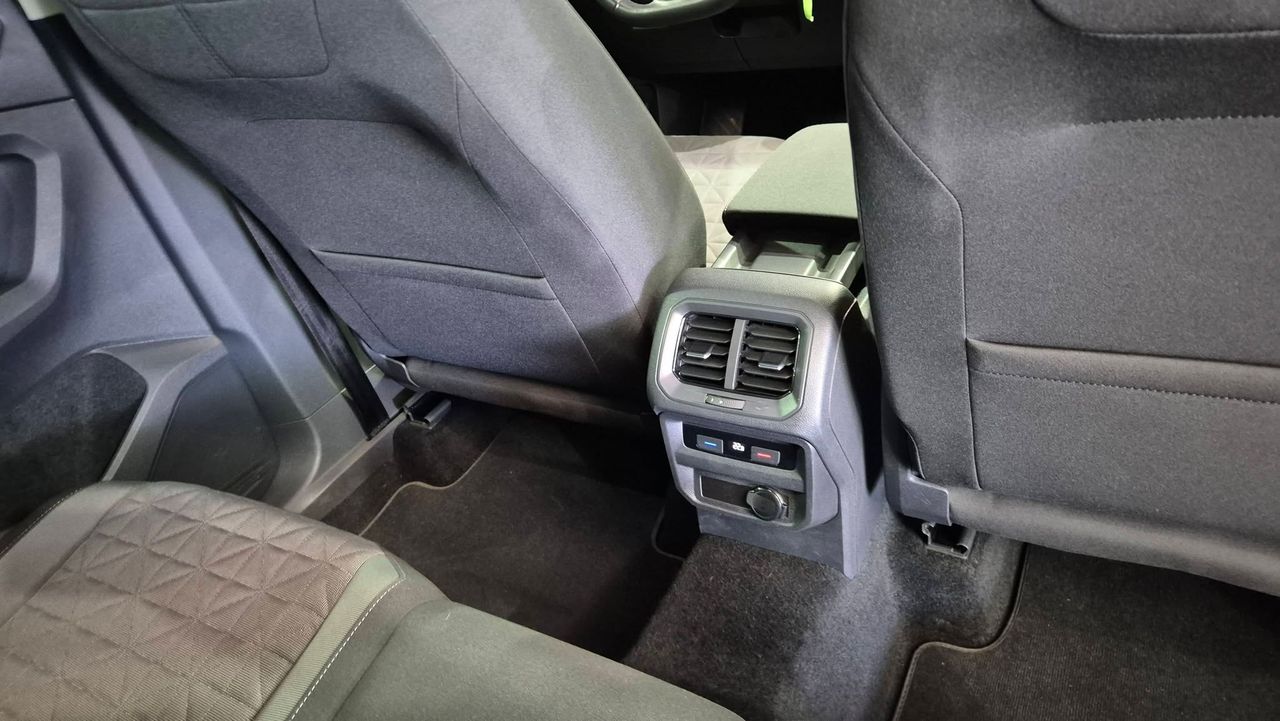 Volkswagen Tiguan Life 2.0 TDI DSG 150CV - Foto 2