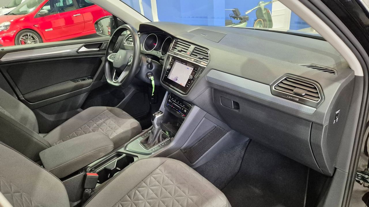 Volkswagen Tiguan Life 2.0 TDI DSG 150CV - Foto 2